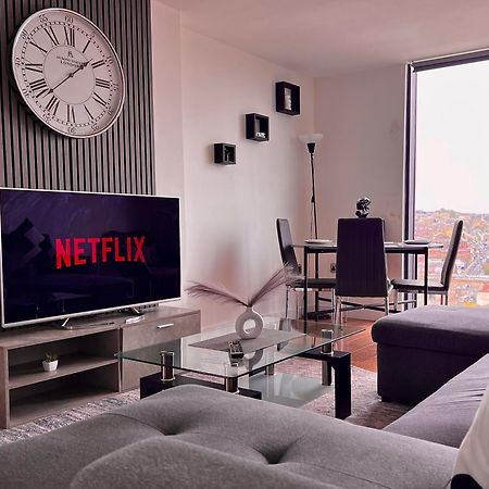 Penthouse Gem, Central, Scenic Views, Stylish, Modern, City Centre 2Br Sheffield Dış mekan fotoğraf