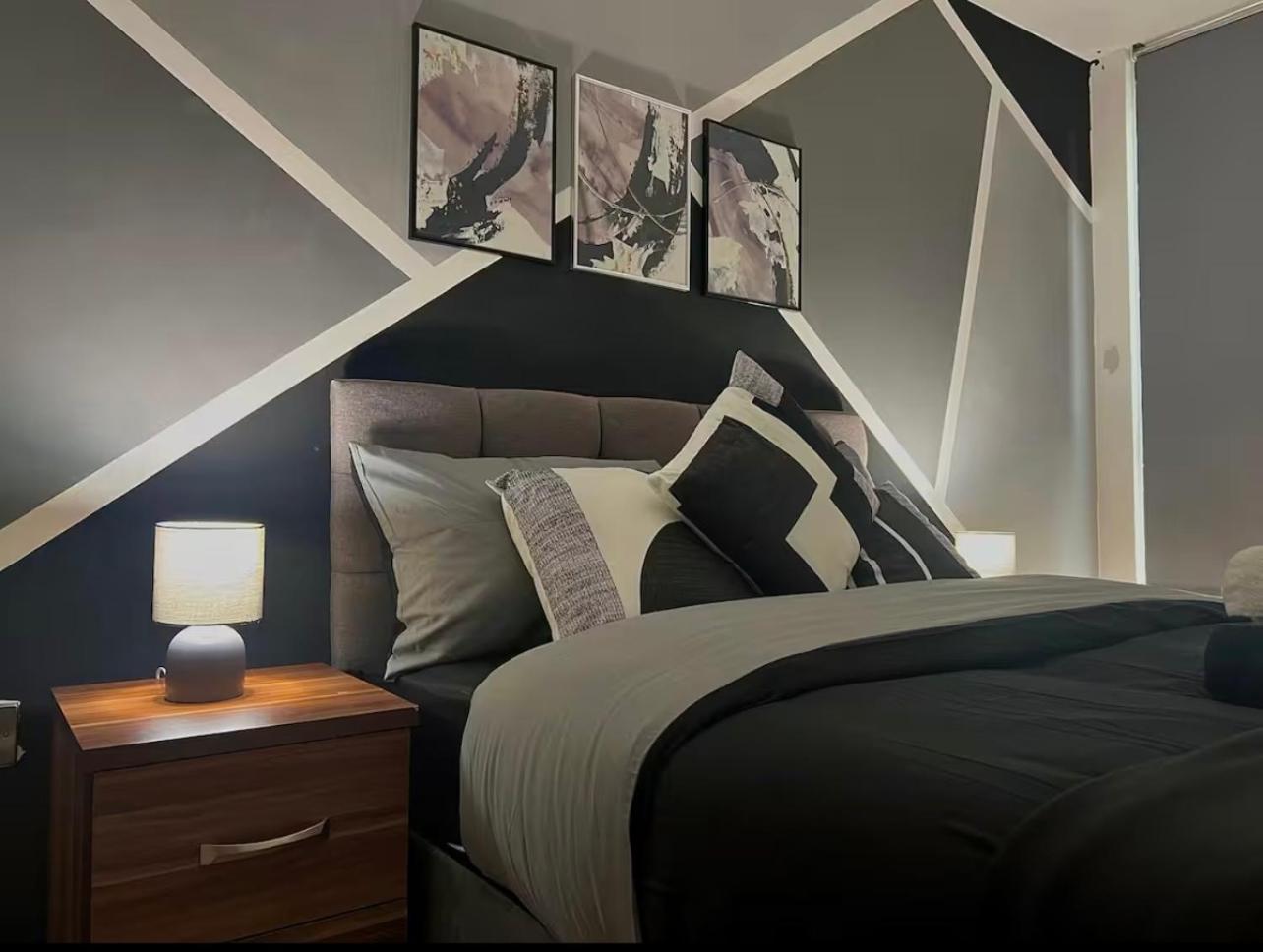 Penthouse Gem, Central, Scenic Views, Stylish, Modern, City Centre 2Br Sheffield Dış mekan fotoğraf